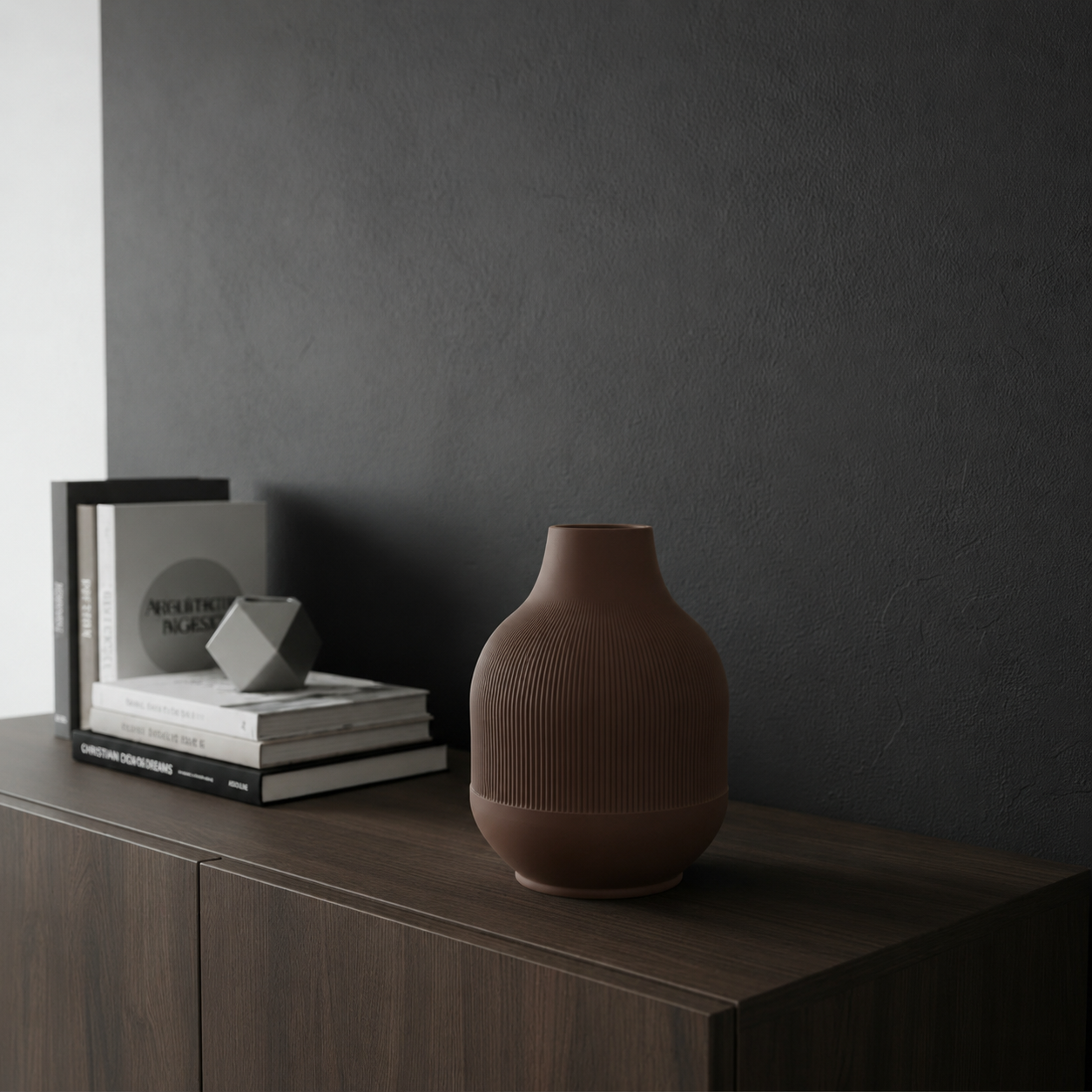 Minimalistische Ribbelvaas – Donker Bruin